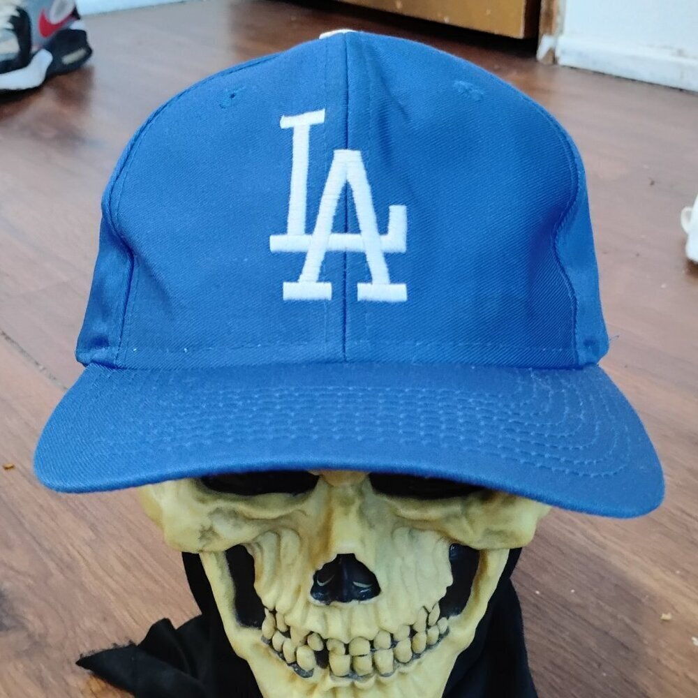 Deadstock Vintage 90s Los Angeles Dodgers Snap Hat Cap